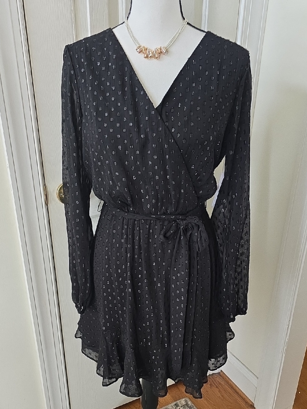 PREMIER AMOUR BRAND WOMEN'S BEAUTIFUL BLACK SPARKLES DRESS SIZE SMALL